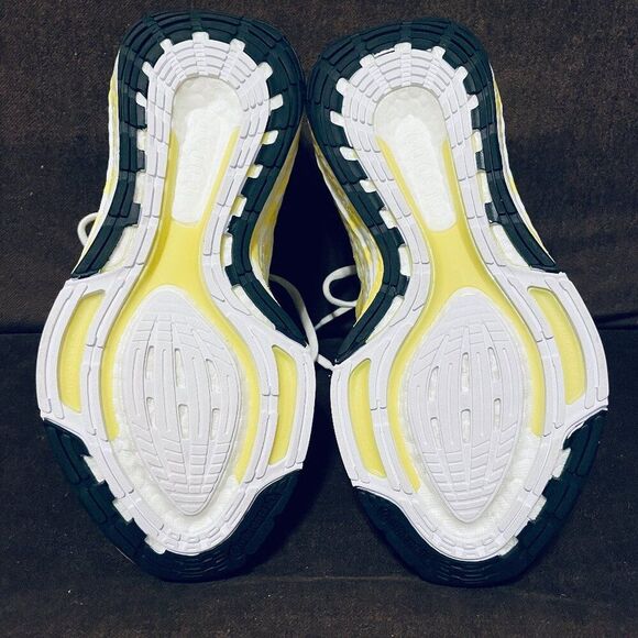 Adidas Stella McCartney Ultraboost Sneaker Size 6.5 US Chiffon Yellow 38 EUR - Picture 6 of 7
